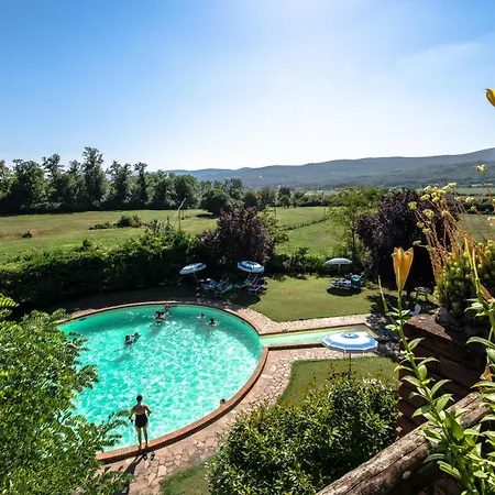 拉瑟尔瓦农庄酒店 *